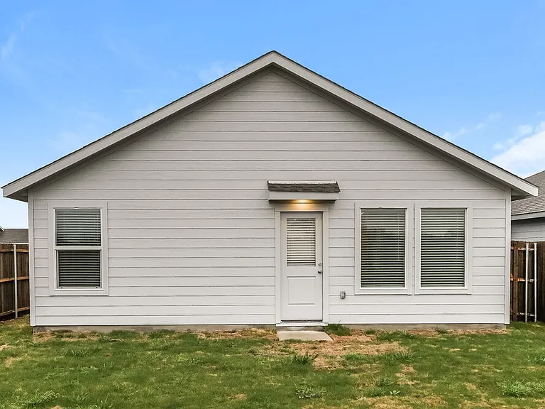201 Sycamore Pl — Photo 16