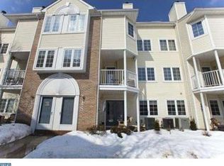 175 Naomi Ct, Levittown, PA 19057