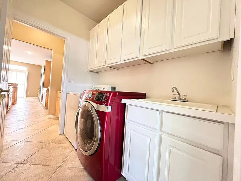 674 Fynn Valley Dr — Photo 14