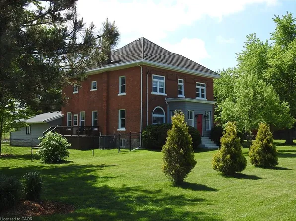 5105 Road 164, Mitchell, ON N0K 1N0