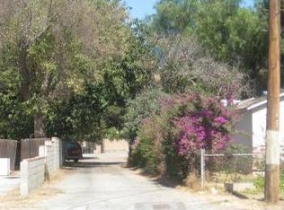 10915 Strathern St, Sun Valley, CA 91352