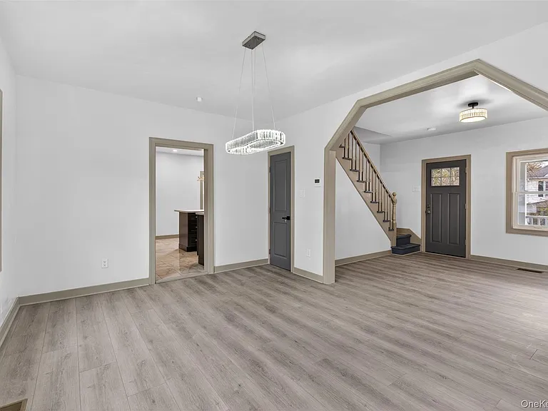 62 Poplar St — Photo 13
