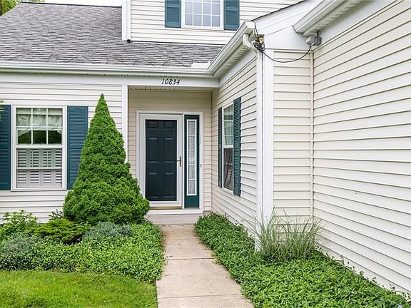 2nd image of 10834 Crossings Dr