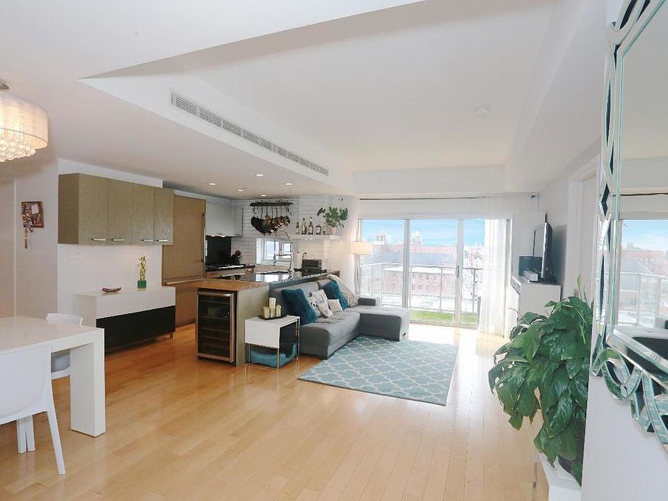 1st image of 560 Carroll St APT 7B