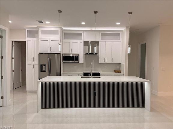 5th image of 4587 45TH AVE NE