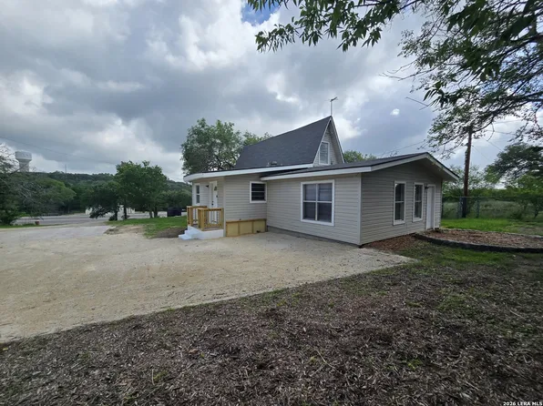 8251 Fm 2673, Canyon Lake, TX 78133