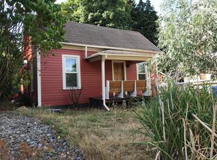 1832 N Sumner St, Portland, OR 97217