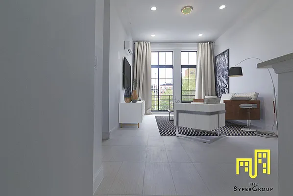 Rented by The Syper Group | media 24