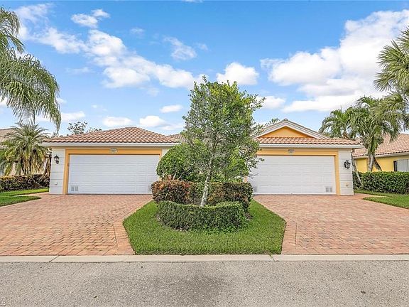 3rd image of 28827 Vermillion LN
