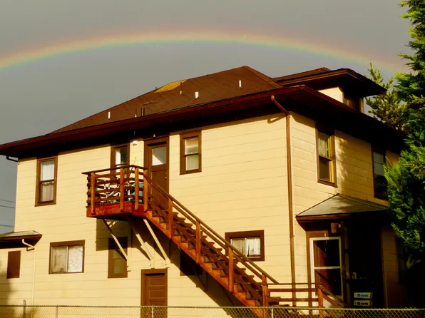 1032 4th St APT 4, Bremerton, WA 98337