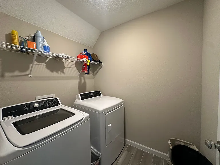 106 Ren Way — Photo 19