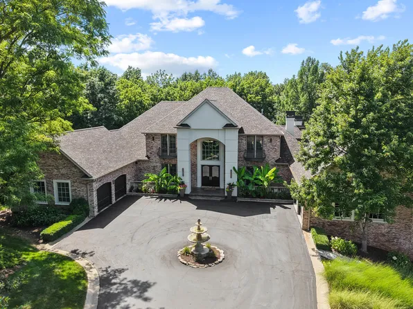 3081 W Picket Post St, Columbia, MO 65203