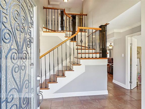 5th image of 4505 N Turnbull Dr