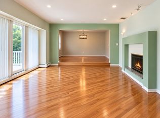 (Undisclosed Address), Dix Hills, NY 11746