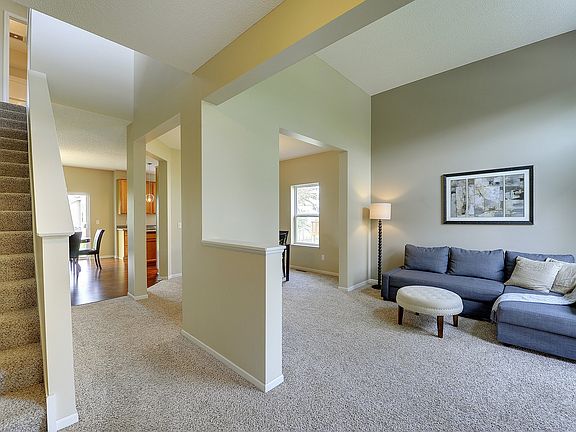 3rd image of 12738 Midway St NE