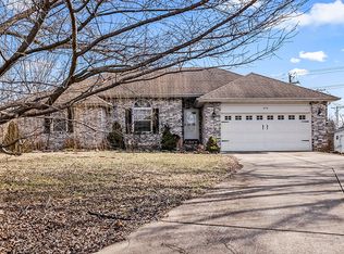 618 Sarah Ct, Willard, MO 65781