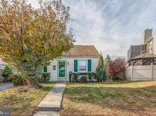 11 Circle Ln, Norwood, PA 19074