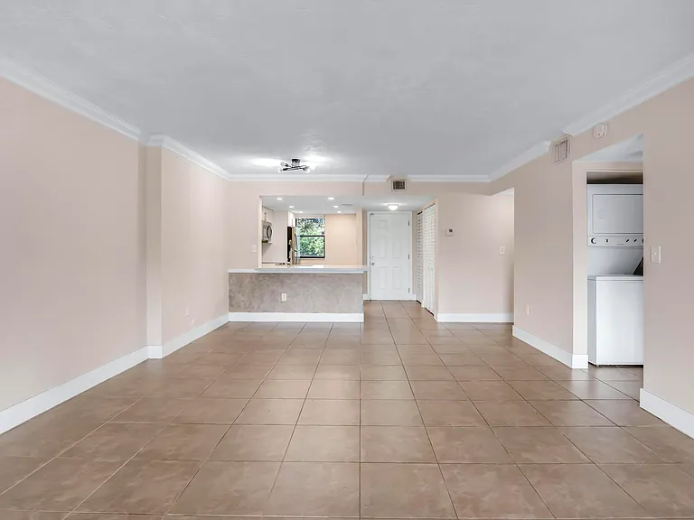 5200 NW 31st Ave #141 — Photo 6