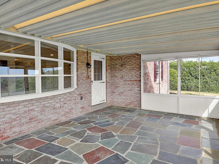 13 Lupine Ln — Photo 23