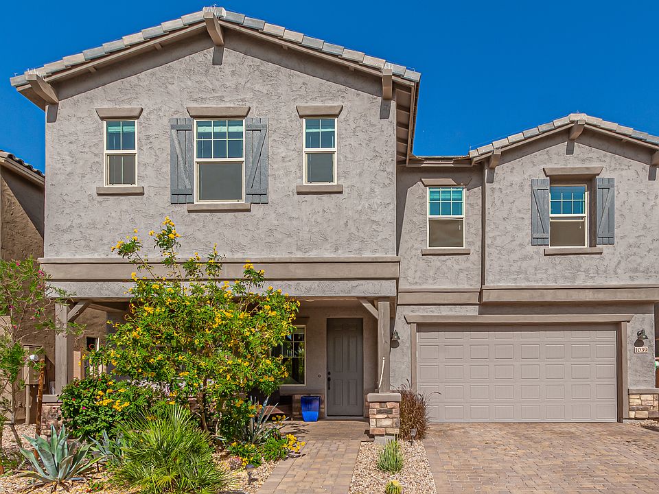 1st image of 1039 N 70th Way