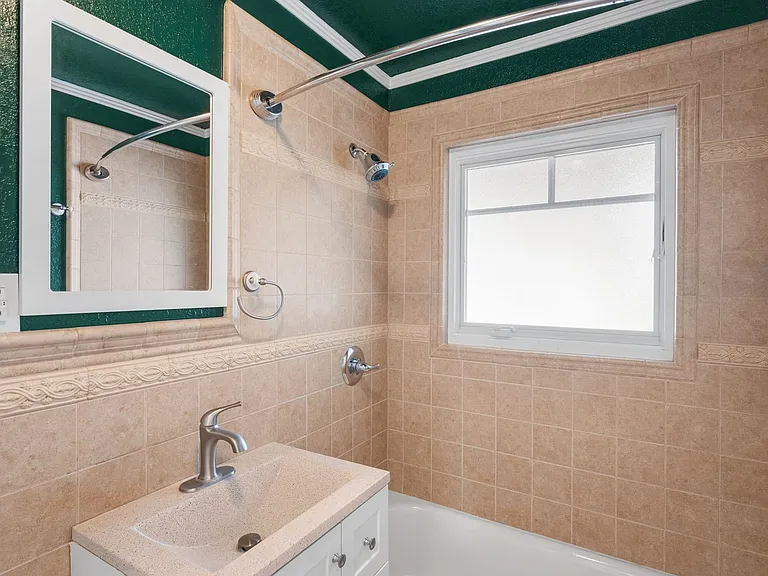 7501 E 21st Ave — Photo 18