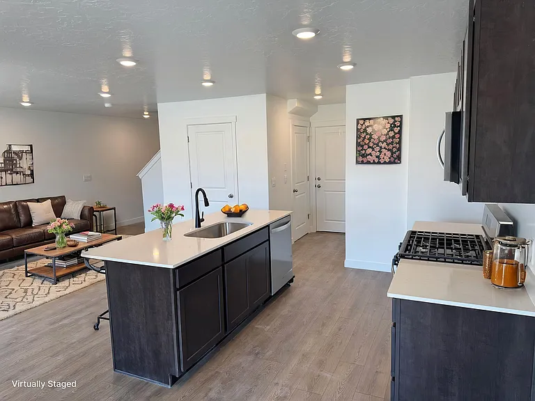 Kitchen (virtually staged)
