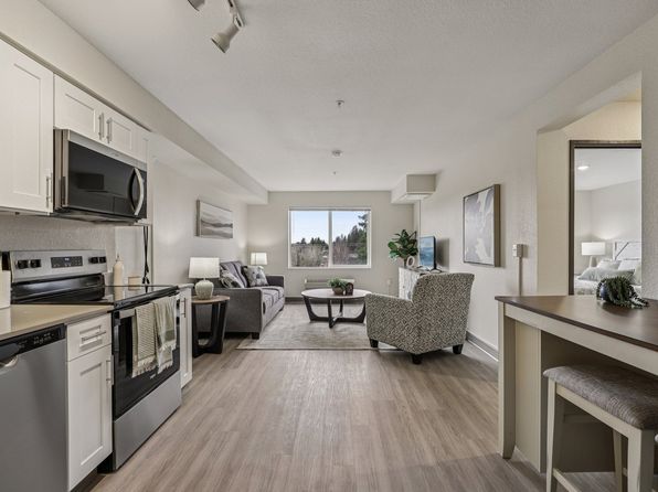 2752 NE Hogan Dr #319