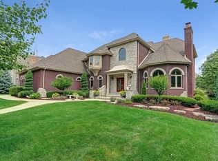 27 Pine Needles Dr, Lemont, IL 60439