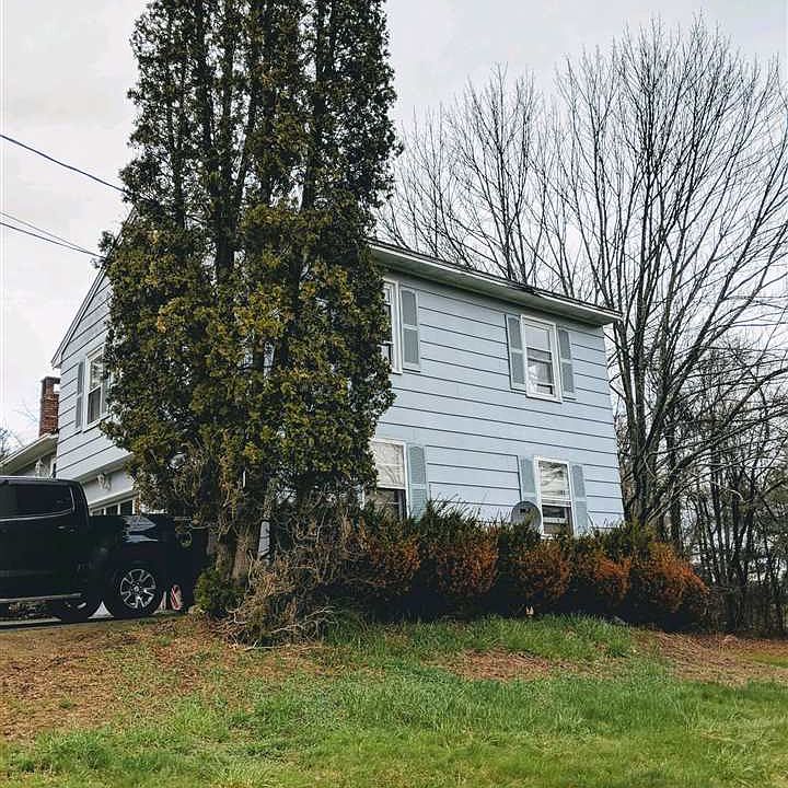 2nd image of 5 Florence Dr