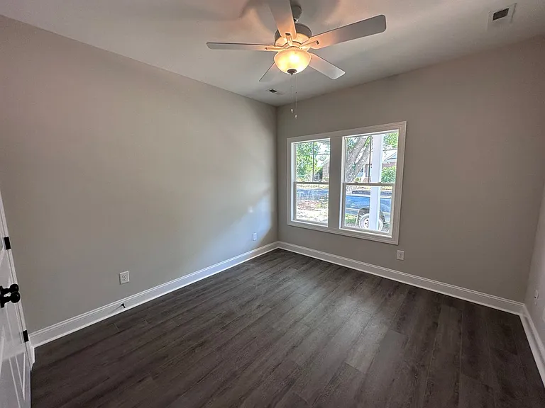 4308 Peachtree Ave — Photo 14