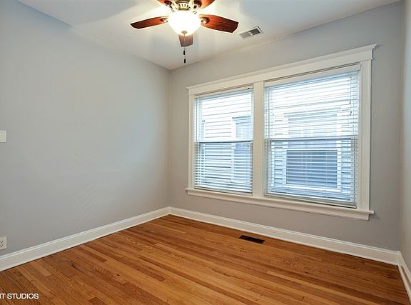 5th image of 3449 N Southport Ave #2
