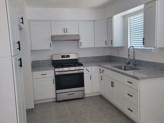 2nd image of 1035 N Linnell Avenue