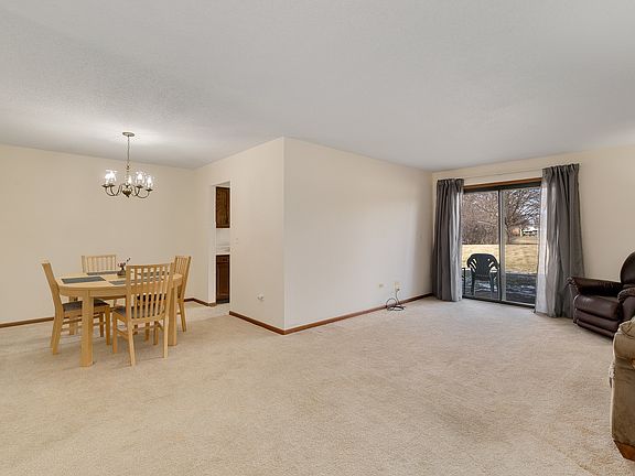 3rd image of 675 Elizabeth Dr #A
