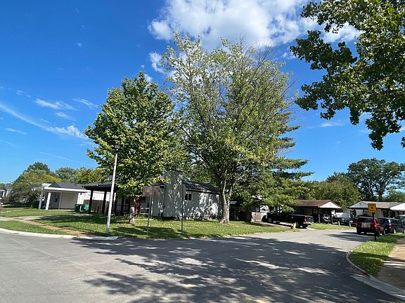 2nd image of 28 Cedar Dr