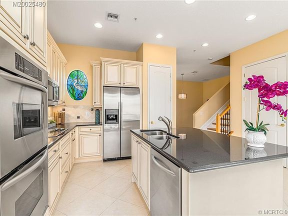 2nd image of 238 Ocean Bay Dr