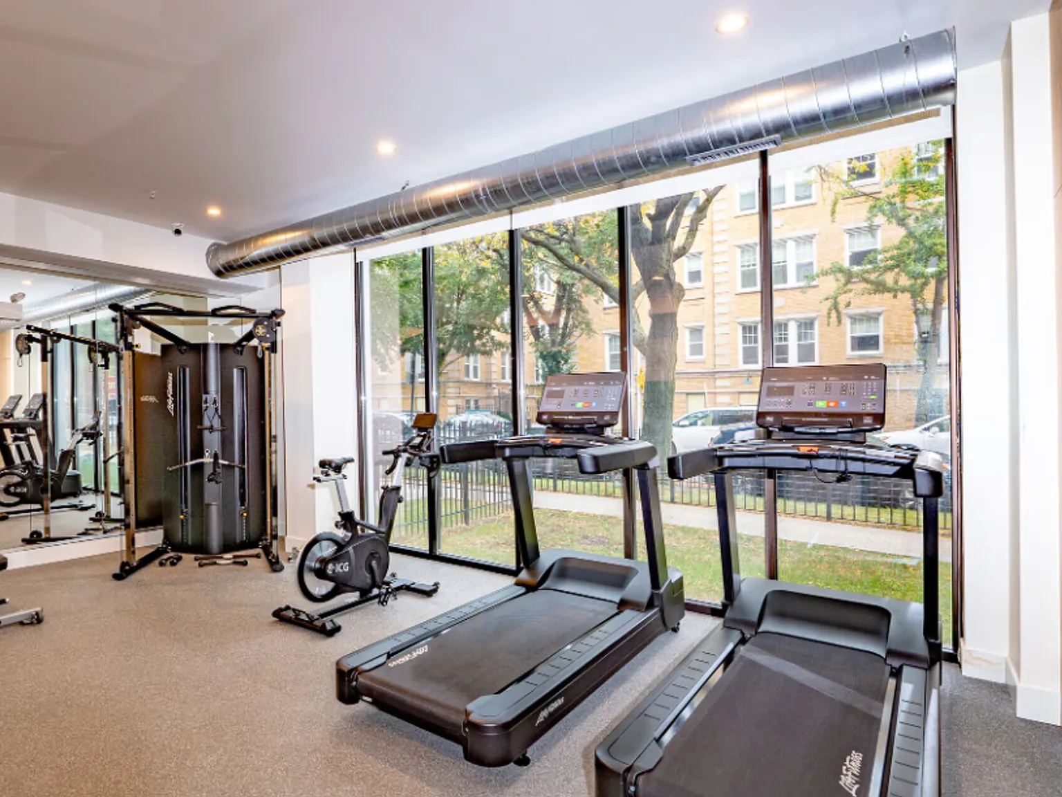 Sixty44 Residences — Photo 4