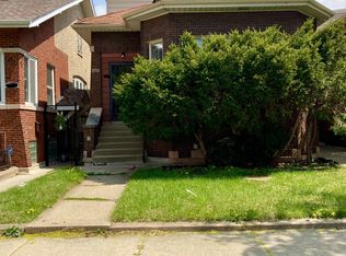 8115 S Rhodes Ave, Chicago, IL 60619