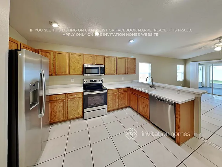 712 Cristelle Jean Dr — Photo 6