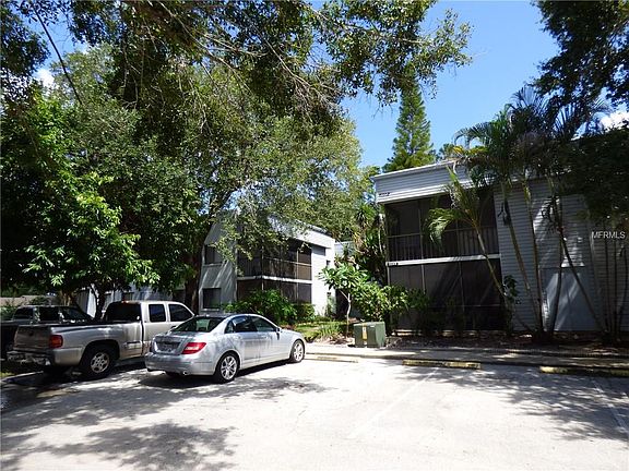 2nd image of 2333 Oak Park Way #105