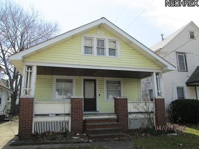 1st image of 16718 Grovewood Ave