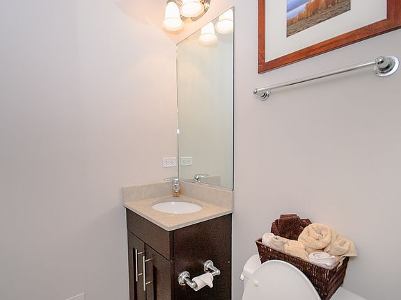 4th image of 4950 N Damen Ave #3