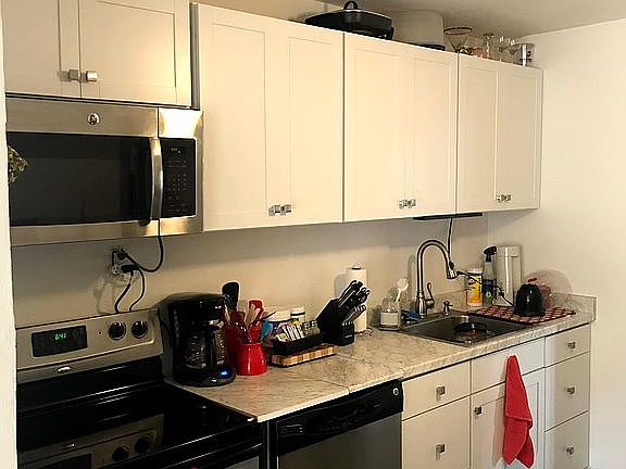 4th image of 60 Alamanda Dr