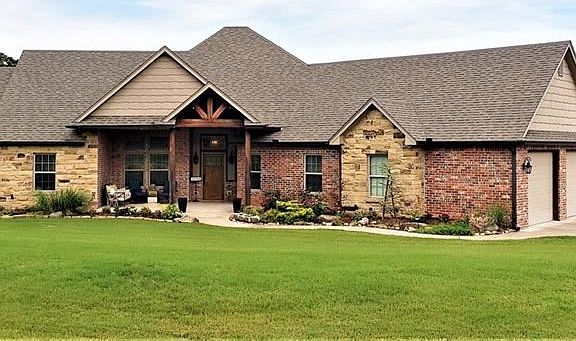 3rd image of 19283 Abigail Dr