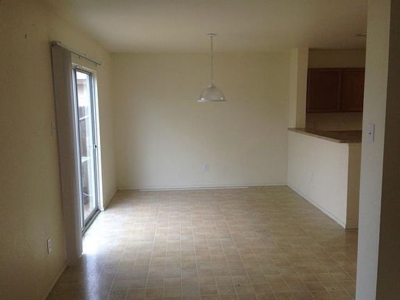 4th image of 3021 Saint Ursula Dr
