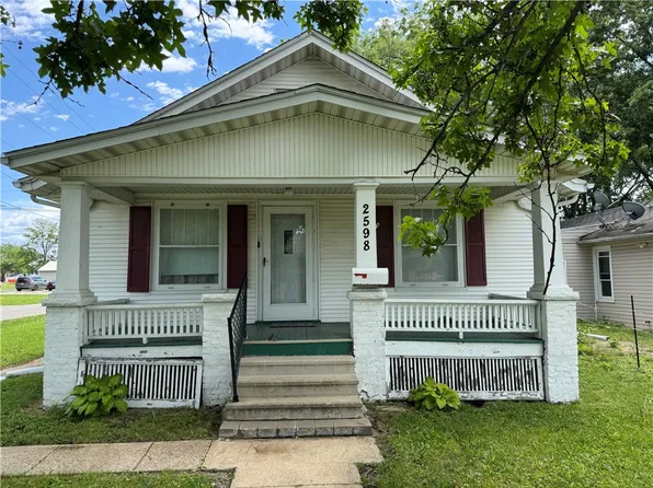 2598 N Church St, Decatur, IL 62526