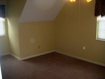 5th image of 455 Scarborough Ln Unit 455