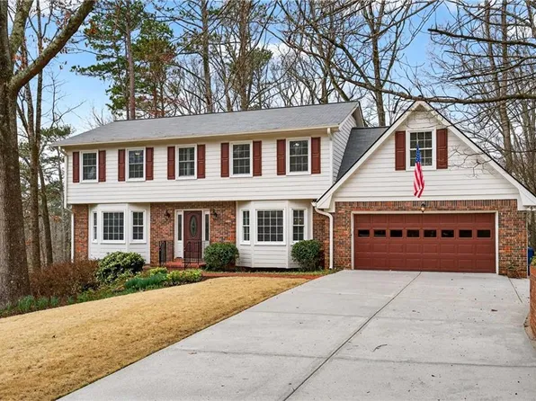 1663 Huntingford Dr, Marietta, GA 30068