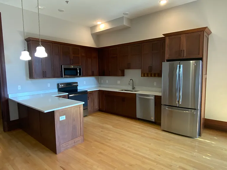 1202 Tower Ave — Photo 93