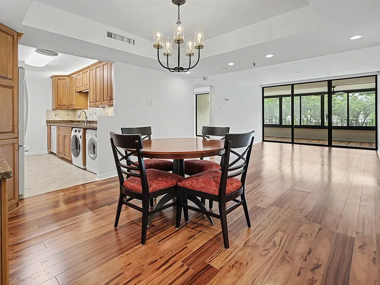 3211 W Swann Ave #302 — Photo 3