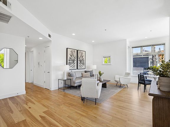 4th image of 700-702 Haight St #C